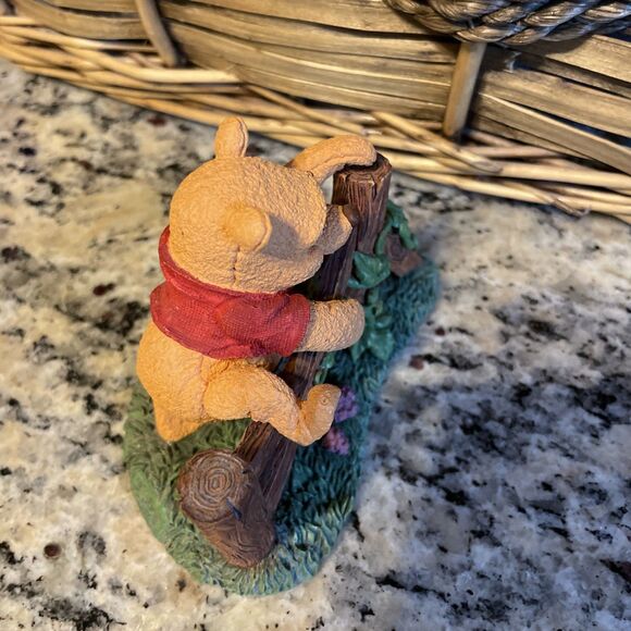 Disney Simply Pooh RETIRED “Small Steps Make Grand Adventures” Figurine - Picture 7 of 8